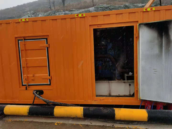 凉州发电机出租 柴油发电机组电压低报警怎么办？